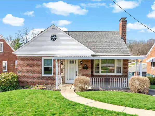 220 McClelland Rd N, Canonsburg, PA 15317