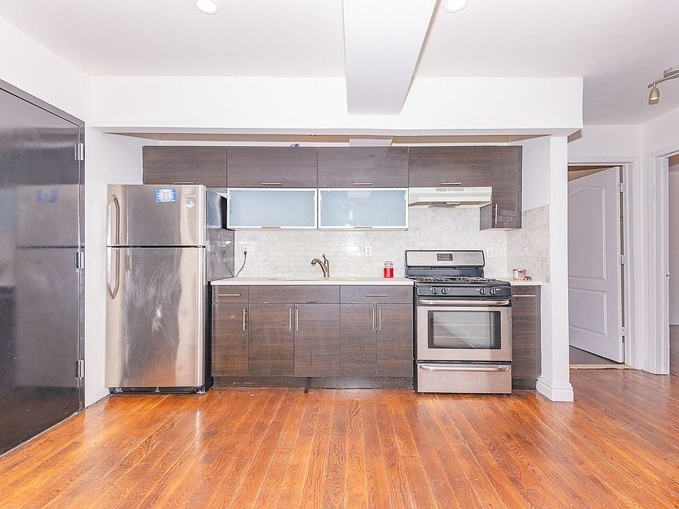 1st image of 328A Irving Ave #21