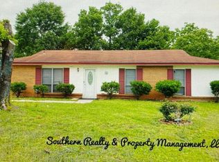 208 Magnolia Dr, Prattville, AL 36067