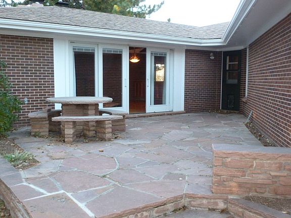 5th image of 2128 Holliday Dr