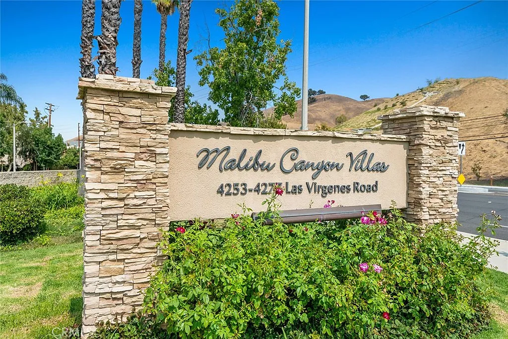 Building Photo - 4265 Las Virgenes Rd #2