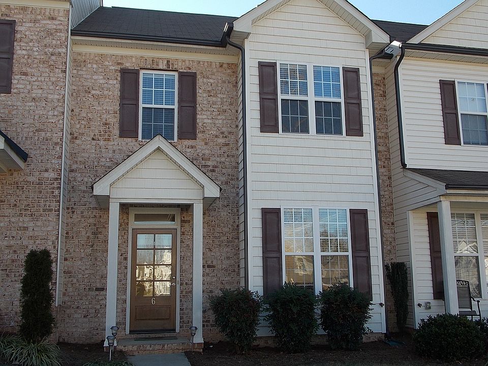 1st image of 6 Spirea Court