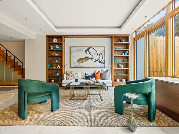 344 W 23rd St APT Gle, New York, NY 10011