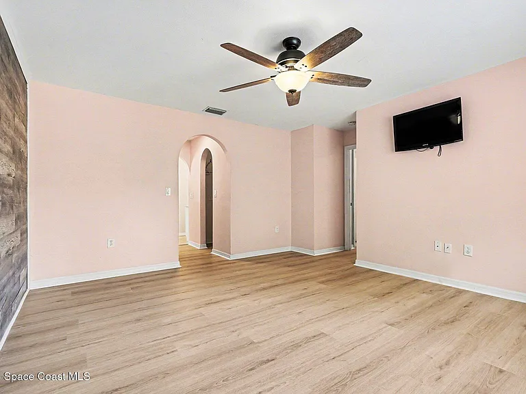 1640 Vista Lake Cir — Photo 15
