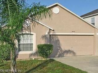8464 Oak Crossing Dr W, Jacksonville, FL 32244