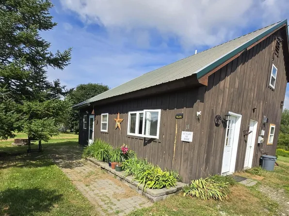 11 Hunton Loop, Livermore Falls, ME 04254
