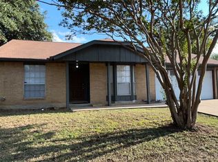 3105 Amber Dr S, Fort Worth, TX 76133