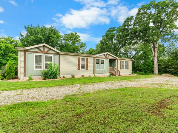 1396 Lakeway Road, Kissee Mills, MO 65680