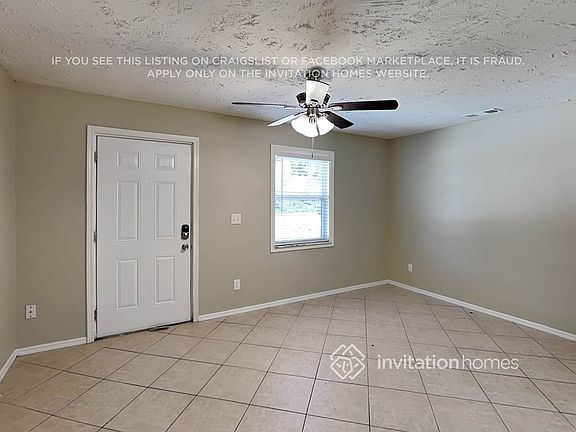 3rd image of 923 38th St W