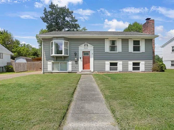 5212 Berry Ln, Evansville, IN 47710