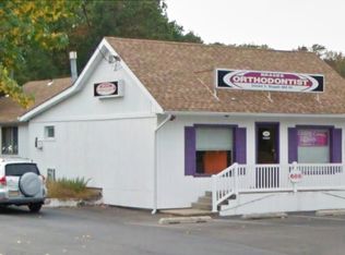 686 Stokes Rd, Medford, NJ 08055