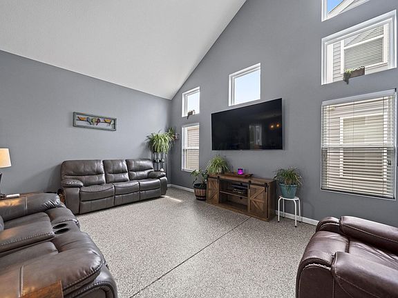 5th image of 5714 Marshfield Dr