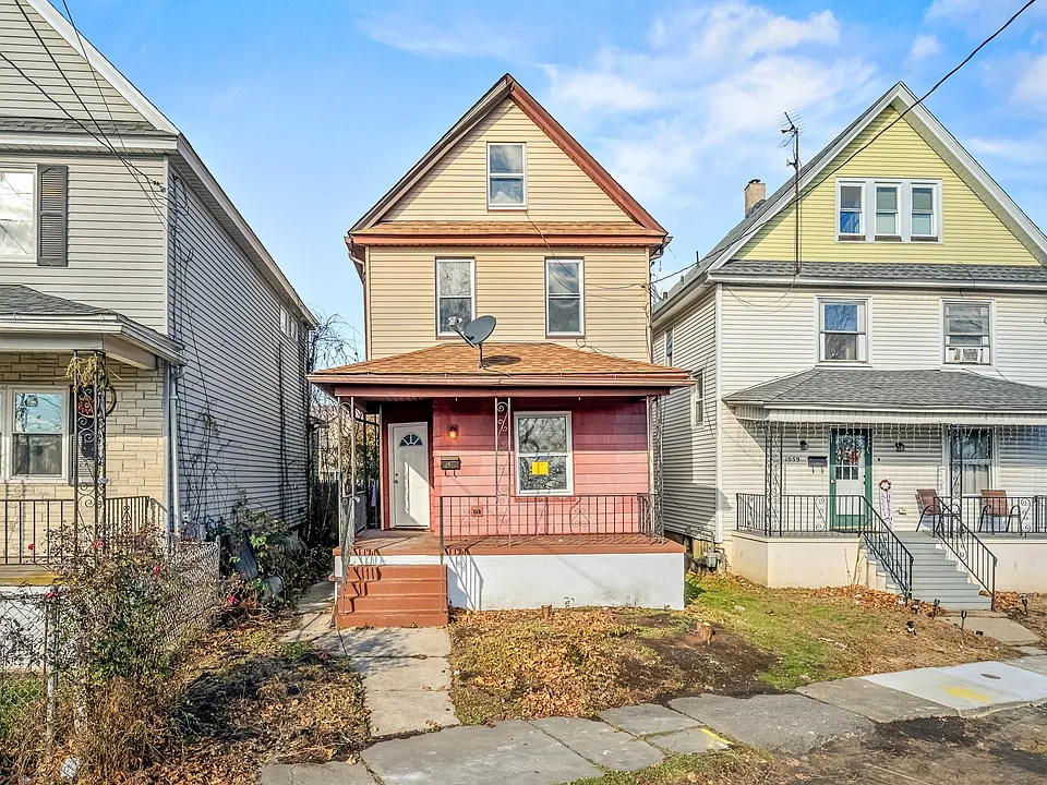 1057 Euclid Ave