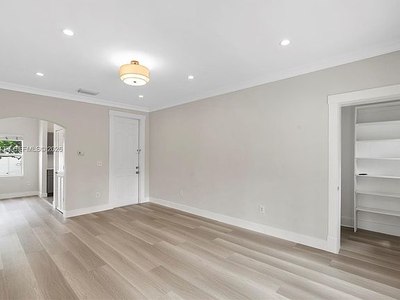 3rd image of 2431 Biscayne Blvd #1