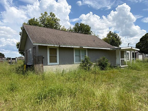 3rd image of 94 Vaughn Rd