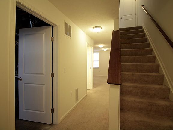5th image of 6286 Downwing Ln