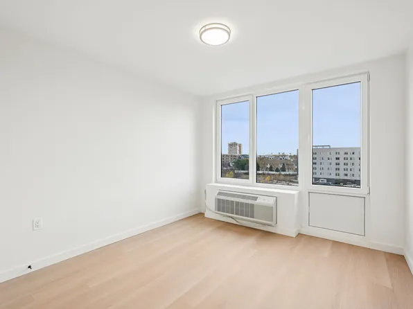 1 Mallory Avenue image 37 of 51