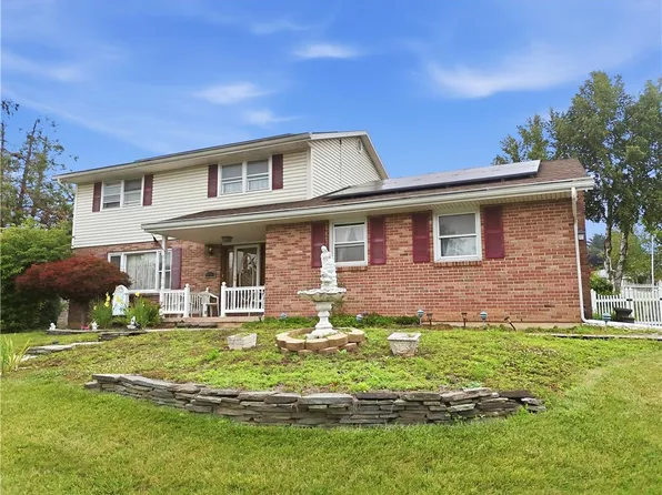 3303 Barklay Rd, Whitehall, PA 18052