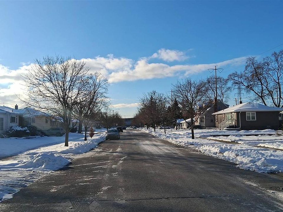 2nd image of 7412 McCook Ave