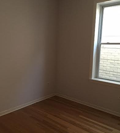 5th image of 4435 S Wolcott Ave #1