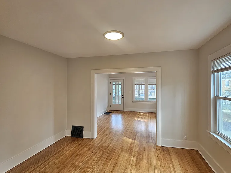 118 N 4th St #1 — Photo 5