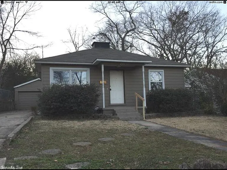 2112 S Van Buren St — Photo 1