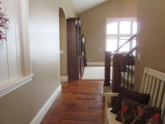 5th image of 2461 Lacebark Ln