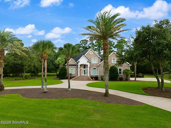 2nd image of 1297 Coopers Point Dr NE