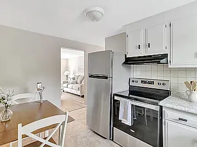 24 River St #4 — Photo 9