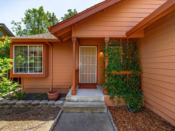 1902 Cinnabar Court, Calistoga, CA 94515