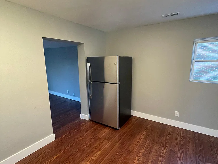 7776 W Bruno Ave — Photo 10