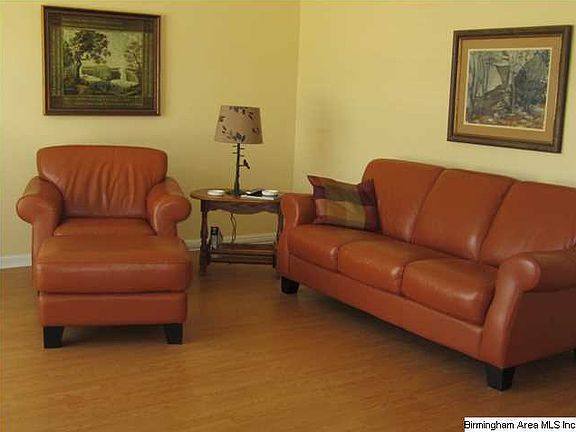 5th image of 2226 Cheshire Dr