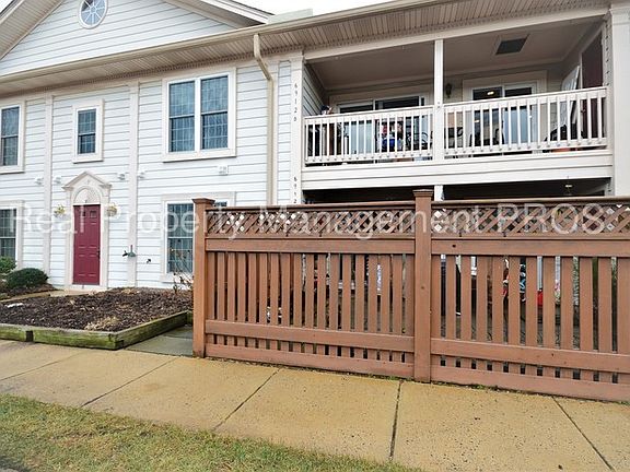 3rd image of 6912 Sandra Marie Cir
