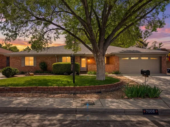 7008 Carriage Rd NE, Albuquerque, NM 87109