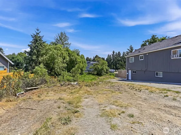 13426 22nd Avenue S, Seattle, WA 98168