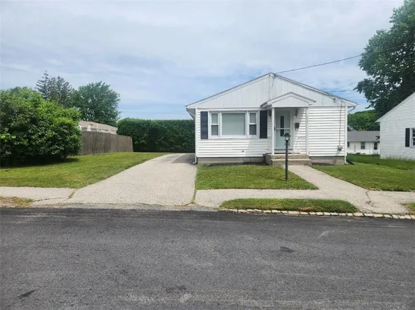 115 Hazelton St, Cranston, RI 02920
