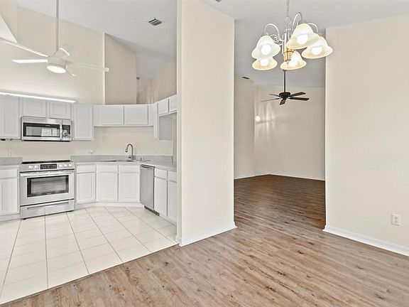5th image of 1828 Aynsley Way APT 4