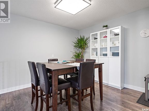 4th image of 5136 10th Ave