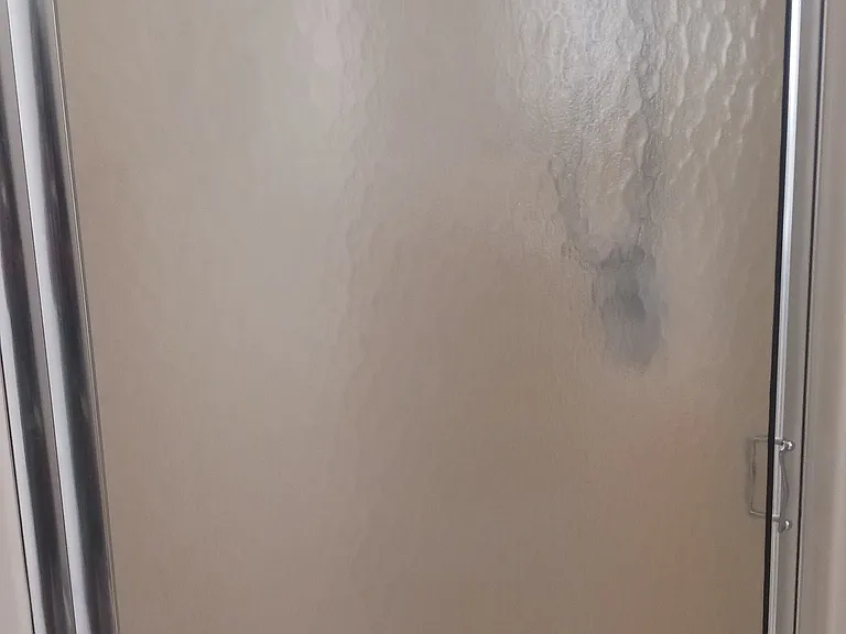 Main bedroom separate shower