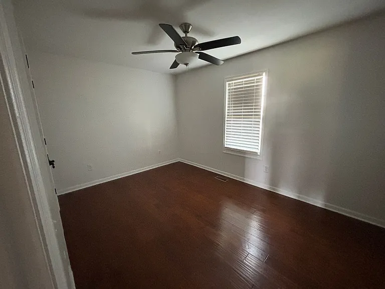 155 Raspberry Dr — Photo 2