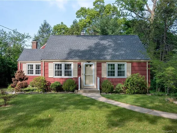 104 Greenwood Drive, Manchester, CT 06042