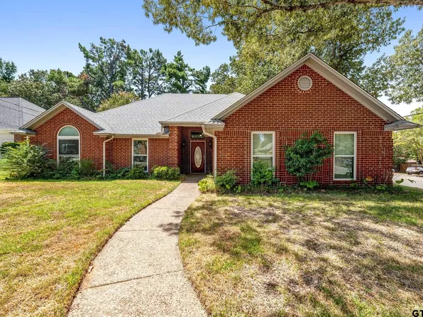 3101 Masters Cir, Tyler, TX 75701