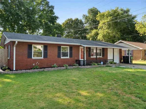 109 McKnight Rd, Fairview Heights, IL 62208