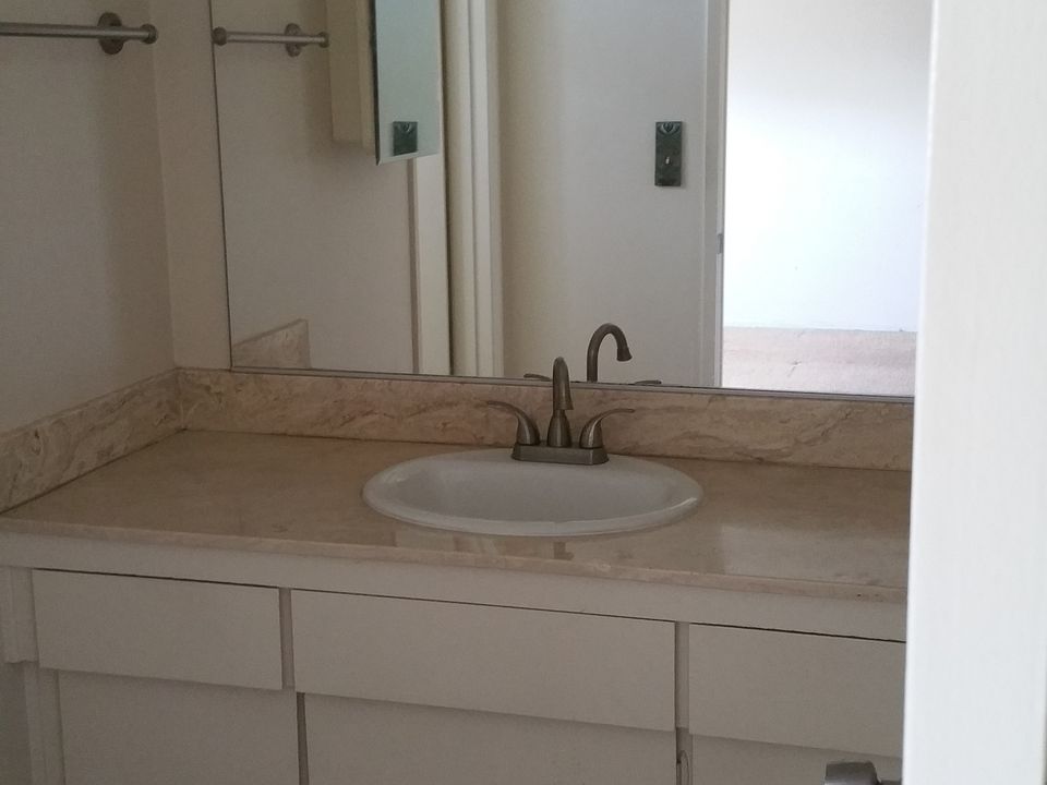 2nd image of 5151 Dumaine Dr