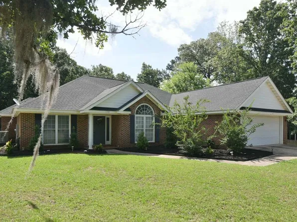 179 Winnstead Dr, Leesburg, GA 31763