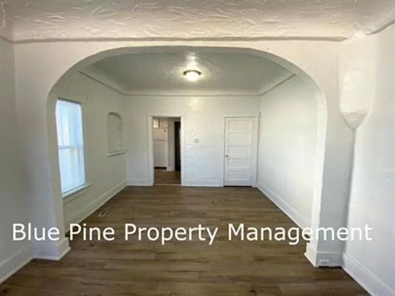 252 N Shilling Ave #1 — Photo 4