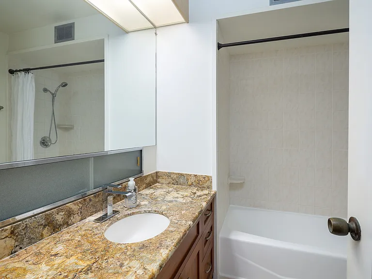 6770 Hawaii Kai Dr #203 — Photo 7