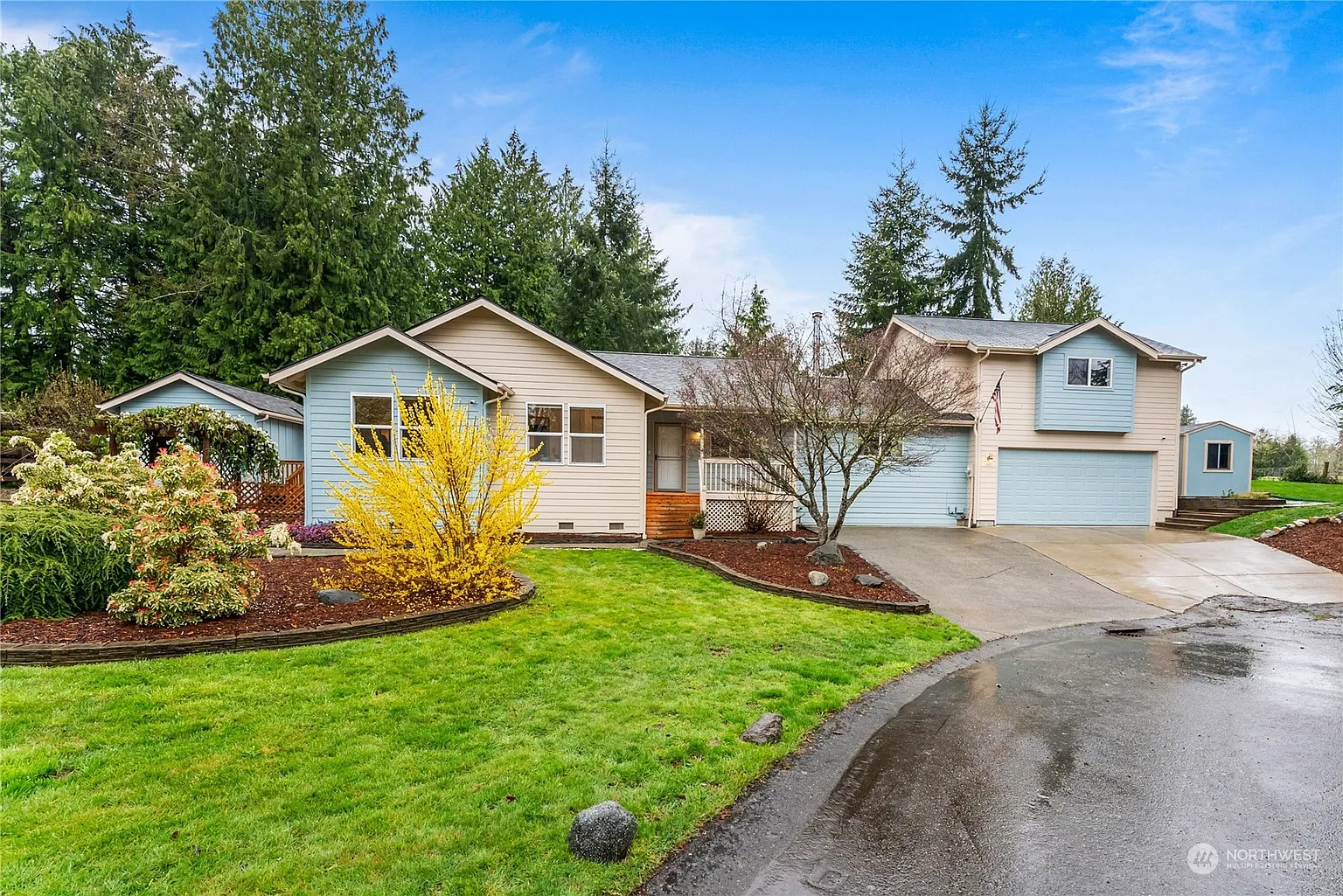 4282 Siana Place SE photo 1