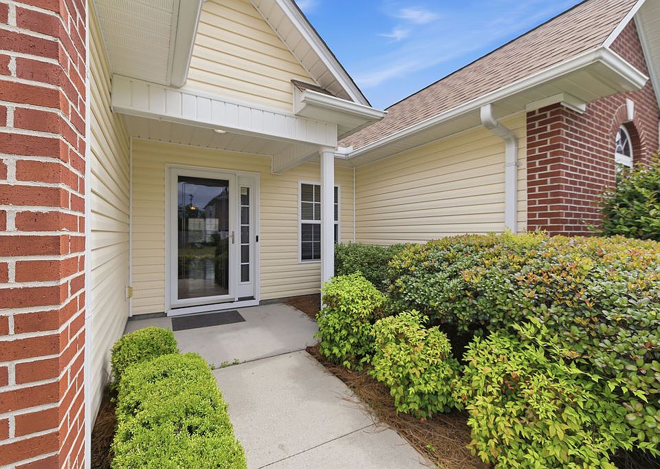 1st image of 105 Eagles View Ct