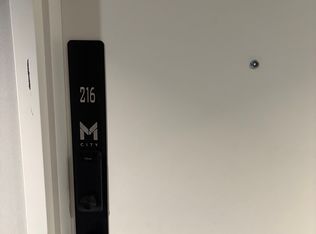 3883 Quartz Rd #216, Mississauga, ON L5B 0M4